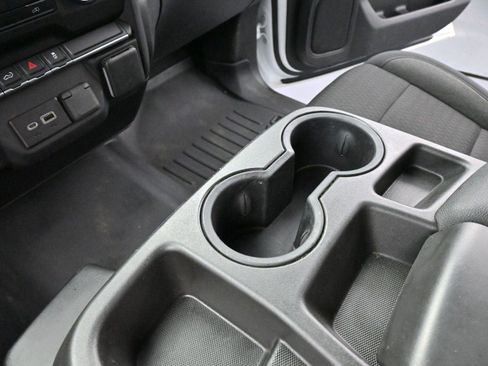 Used 2022 Chevrolet Silverado 1500 Custom image 23