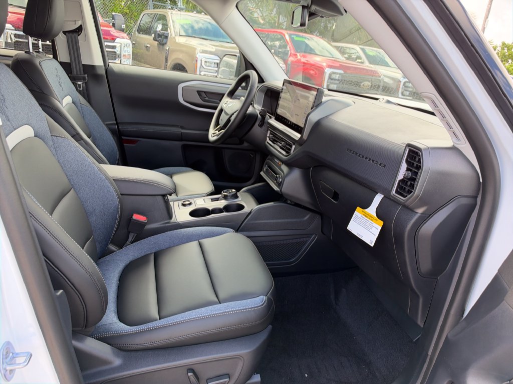 New 2026 Ford Bronco Sport Outer Banks w/ Outer Banks Tech Package+ AWD/4WD image 23