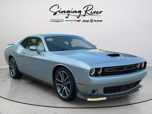 Used 2023 Dodge Challenger GT RWD image 1