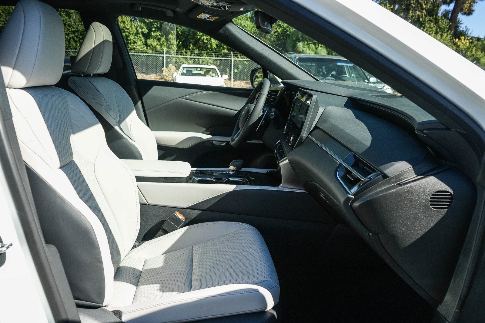 New 2026 Lexus RX 350h AWD/4WD image 16