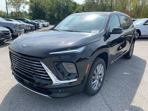 New 2026 Buick Enclave Preferred w/ Power Package image 8