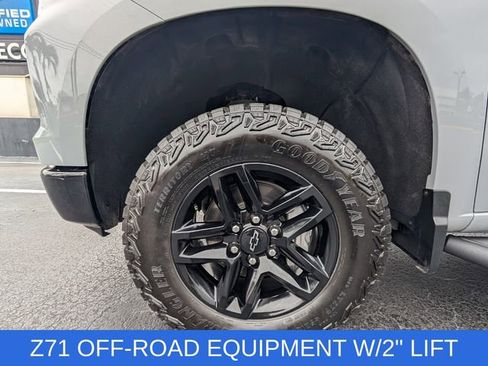 Used 2025 Chevrolet Silverado 1500 Custom Trail Boss w/ LPO, Dark Essentials Package image 10