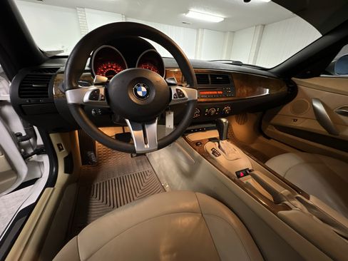 Used 2007 BMW Z4 3.0si image 64