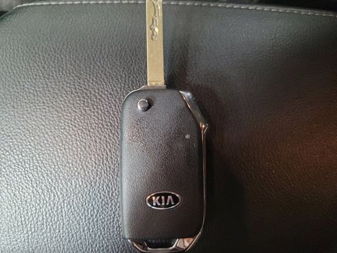 Used 2021 Kia Soul S image 32