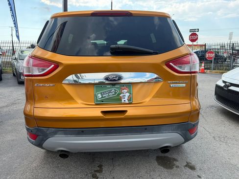 Used 2016 Ford Escape Titanium image 5