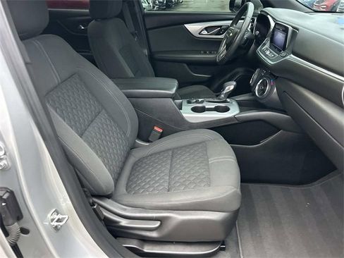 Used 2021 Chevrolet Blazer LT image 27