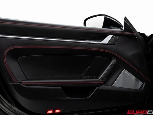 Used 2022 Porsche 911 Targa 4 GTS image 26