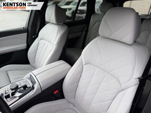 Used 2026 BMW X5 xDrive40i w/ M Sport Package AWD/4WD image 25