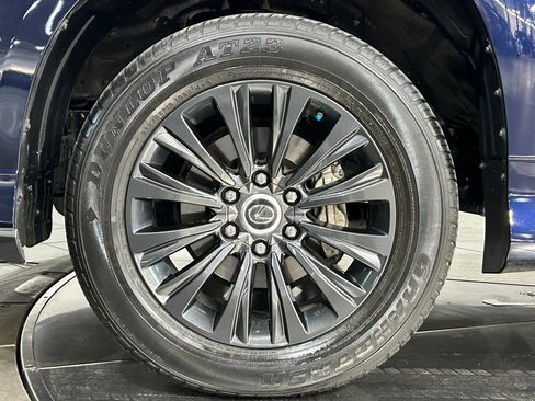 Used 2023 Lexus GX 460 Premium AWD/4WD image 22