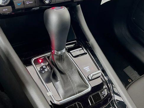 New 2026 Jeep Compass Latitude AWD/4WD image 16