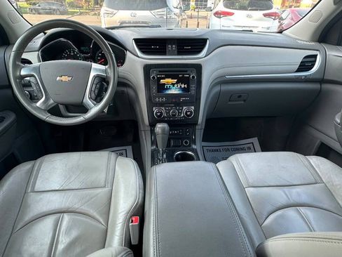 Used 2016 Chevrolet Traverse LT AWD/4WD image 19
