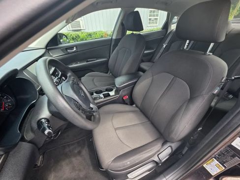Used 2018 Kia Optima LX FWD image 14