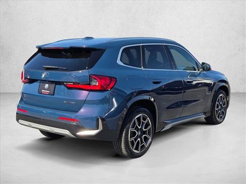 New 2026 BMW X1 xDrive28i w/ Convenience Package AWD/4WD image 2