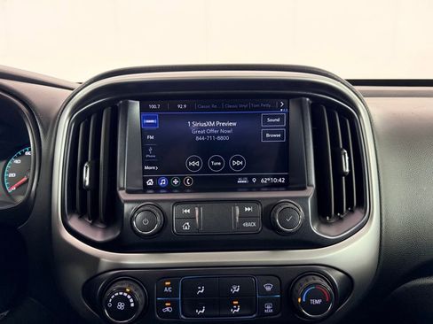 Used 2022 Chevrolet Colorado LT w/ LT Convenience Package image 19