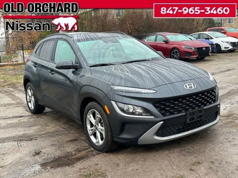 Used 2022 Hyundai Kona SEL image 3