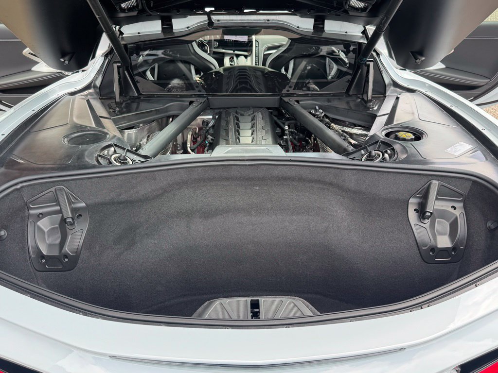 Used 2022 Chevrolet Corvette Stingray Preferred Cpe w/ Battery Protection Package RWD image 35