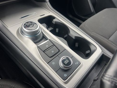 Certified 2023 Ford Explorer XLT w/ Class IV Trailer Tow Package image 15