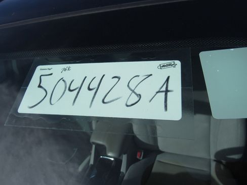 Used 2016 Honda Accord EX image 6