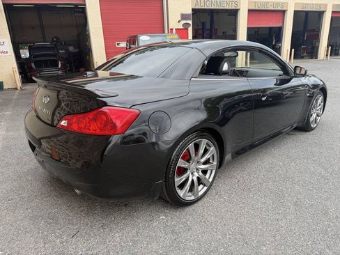 Used 2011 INFINITI G37 Convertible w/ Premium Pkg RWD image 36