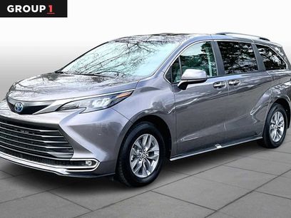 Certified 2024 Toyota Sienna XLE