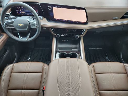 Certified 2025 Chevrolet Tahoe High Country AWD/4WD image 25