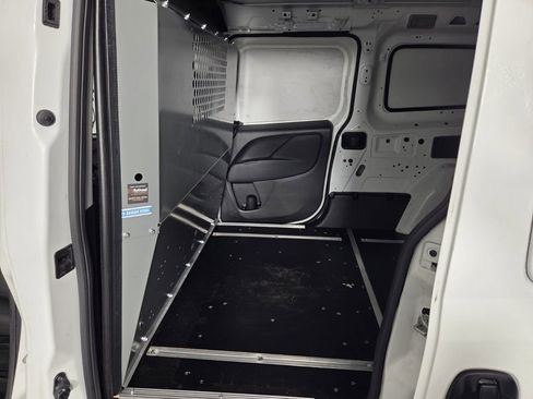 Used 2022 RAM ProMaster City Tradesman image 19