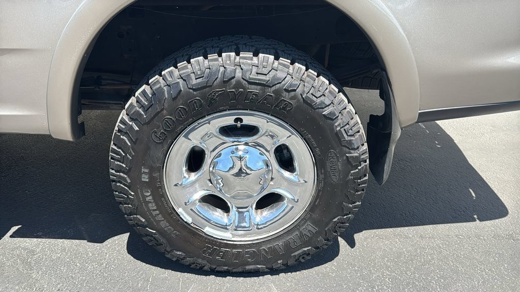 Used 2001 Ford F150 Lariat AWD/4WD image 10