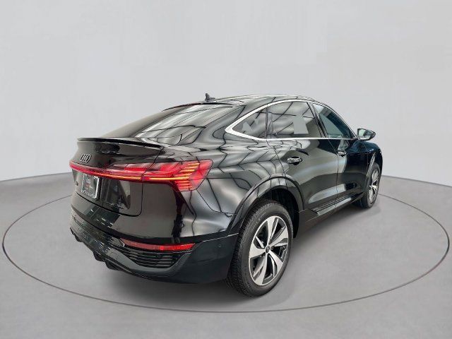 Certified 2024 Audi Q8 e-tron Premium Plus w/ Premium Plus Package AWD/4WD image 4