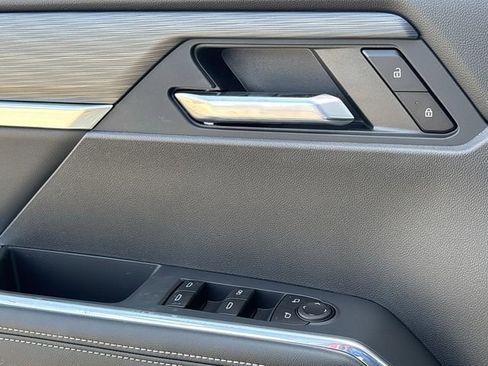 New 2026 GMC Acadia Elevation w/ Black Edition FWD image 22