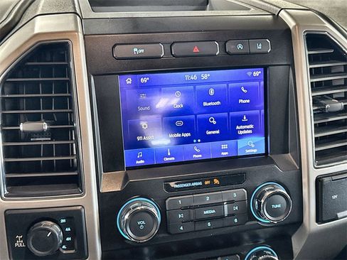 Used 2020 Ford F150 Lariat image 19