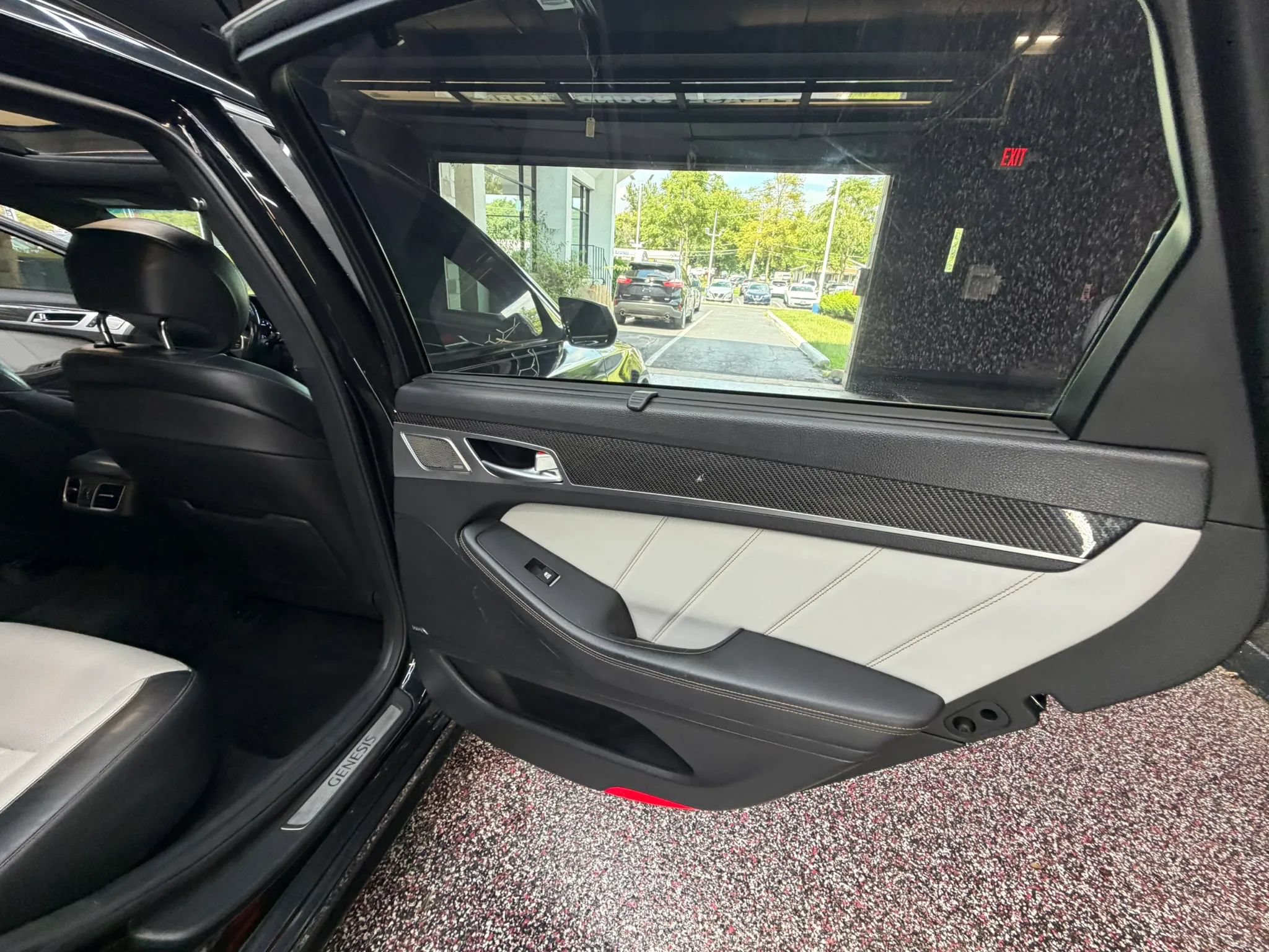 Used 2019 Genesis G80 3.3T Sport RWD image 36