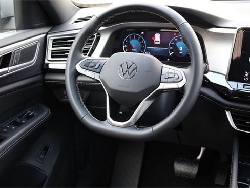 New 2026 Volkswagen Atlas Cross Sport SE image 25