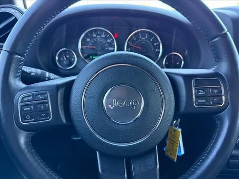 Used 2018 Jeep Wrangler Unlimited Sport S image 24