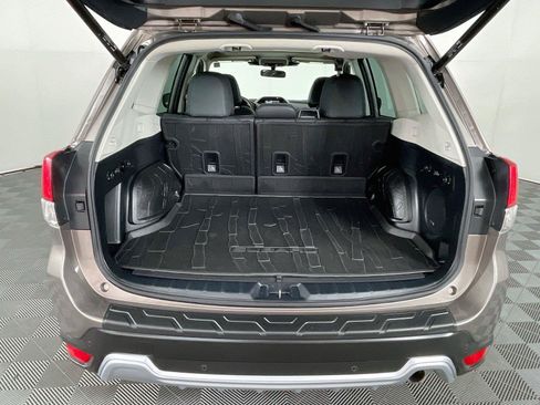 Certified 2023 Subaru Forester Touring AWD/4WD image 30