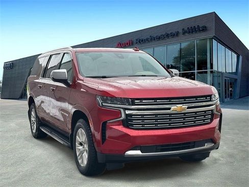 Used 2021 Chevrolet Suburban Premier image 7