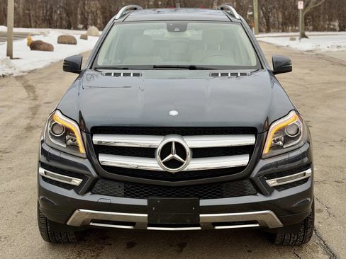 Used 2014 Mercedes-Benz GL 450 4MATIC image 2