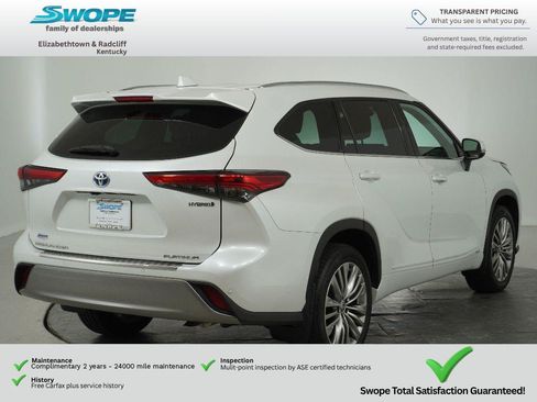 Used 2022 Toyota Highlander Platinum AWD/4WD image 3