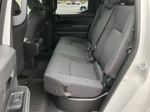 Used 2025 Toyota Tacoma SR5 AWD/4WD image 10