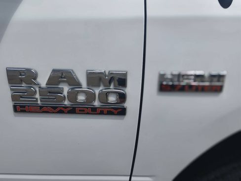 Used 2017 RAM 2500 Tradesman AWD/4WD image 3