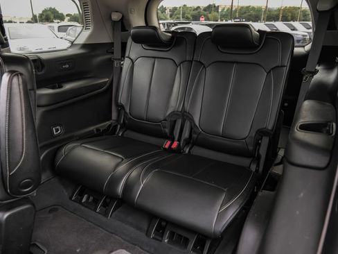 Used 2023 Jeep Grand Cherokee L Limited w/ Trailer Tow Group (B) AWD/4WD image 38