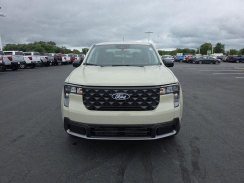 New 2025 Ford Maverick XLT w/ XLT Luxury Package image 8