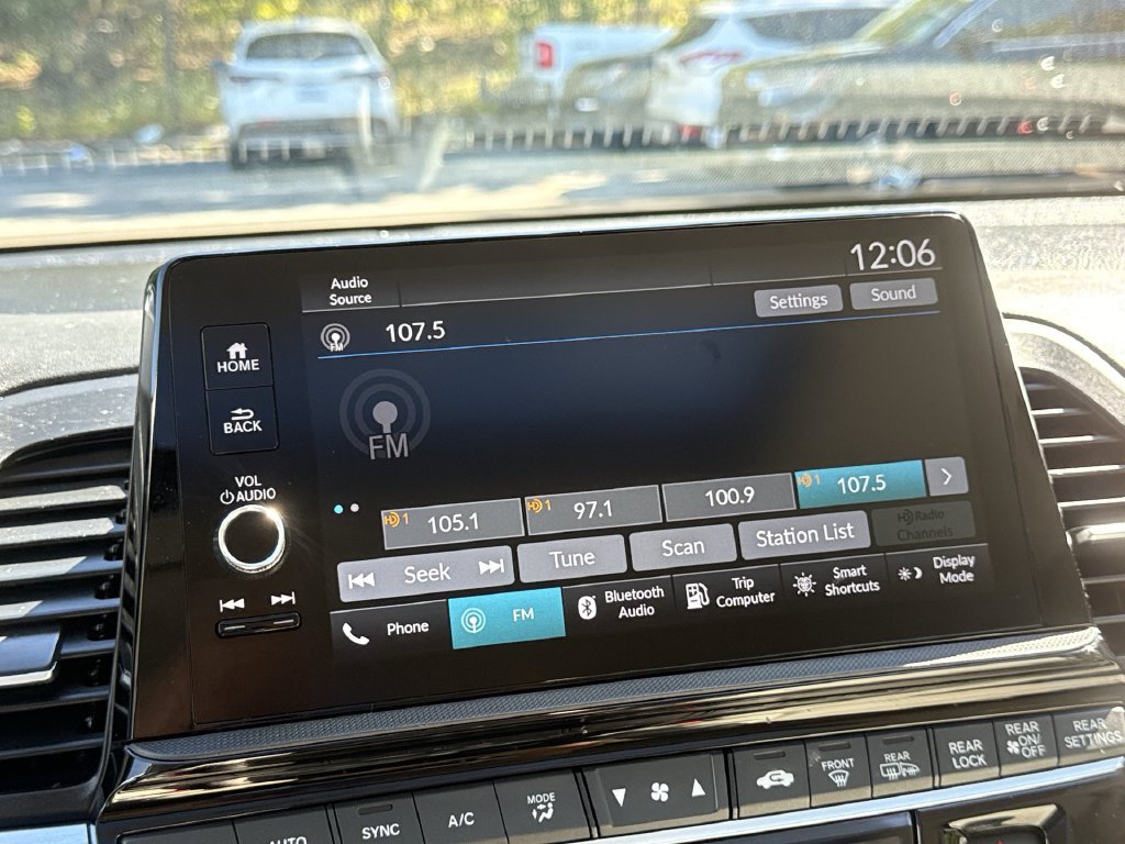 Used 2025 Honda Odyssey EX-L image 12
