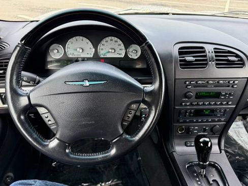 Used 2005 Ford Thunderbird RWD image 3