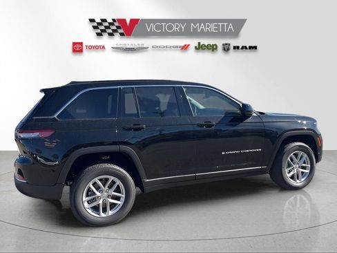 New 2025 Jeep Grand Cherokee 4WD image 5