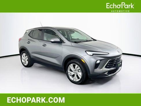 Used 2025 Buick Encore GX Preferred FWD image 1