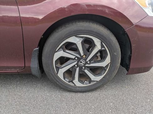 Used 2017 Honda Accord EX-L image 11