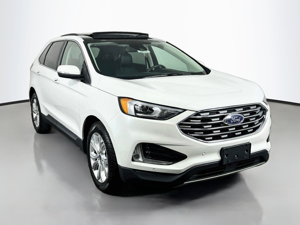 Used 2020 Ford Edge Titanium w/ Class II Trailer Tow Package AWD/4WD image 1
