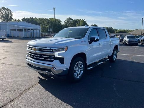 Used 2024 Chevrolet Silverado 1500 LTZ w/ Z71 Off-Road Package AWD/4WD image 38