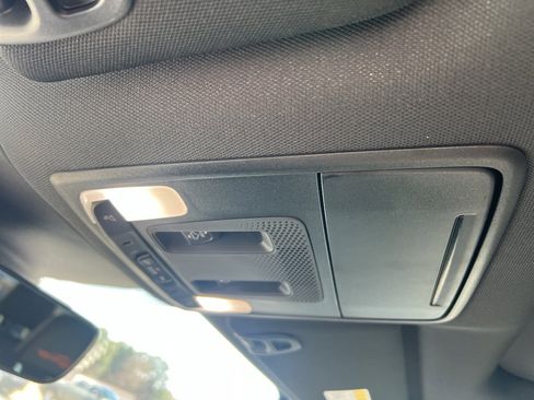 Certified 2025 Honda Pilot TrailSport image 18