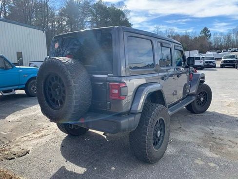 Used 2020 Jeep Wrangler Unlimited Sahara image 26